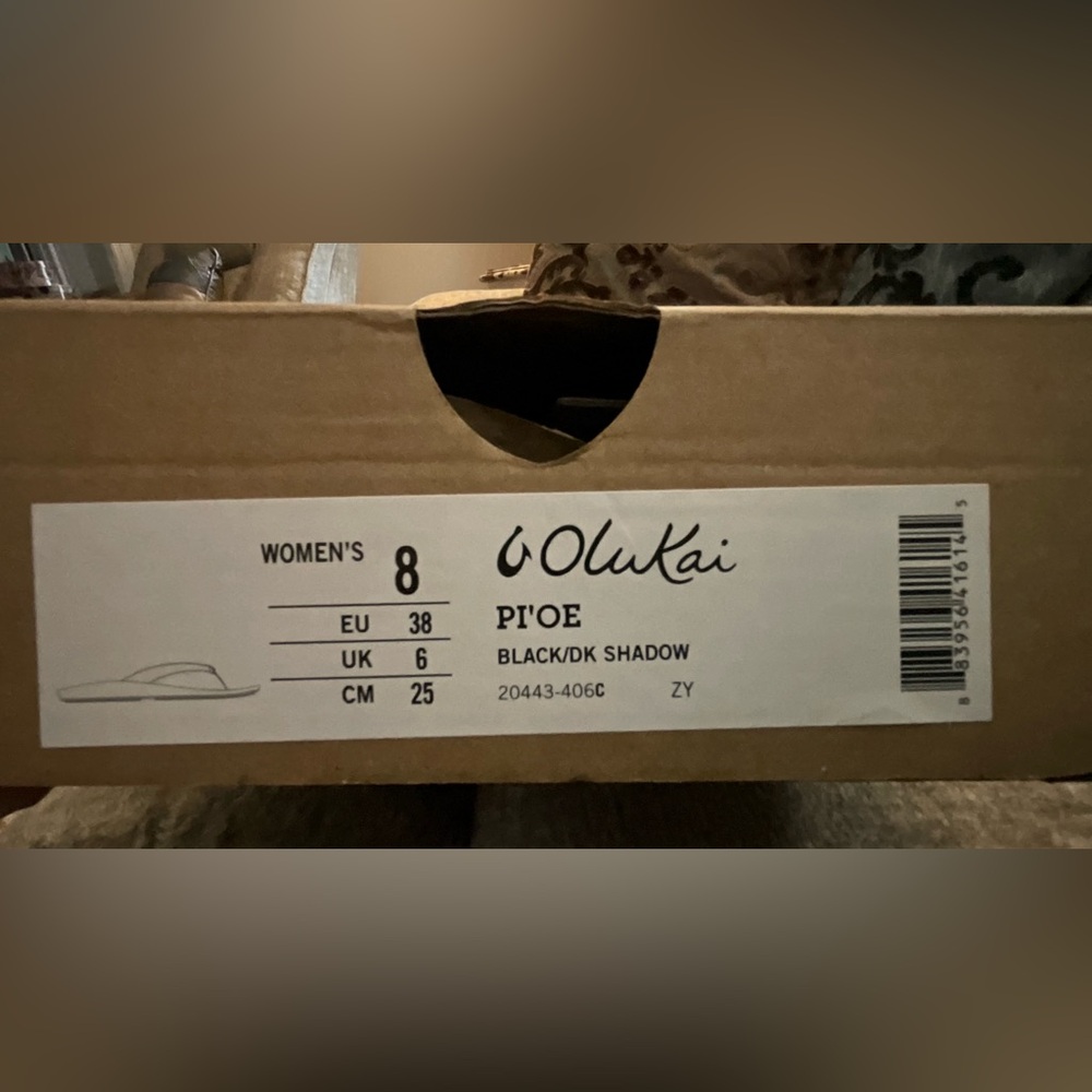 OluKai Women's Pi'oe Sandals - Black/Dark Shadow